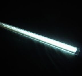 LEDスノーフォールライト